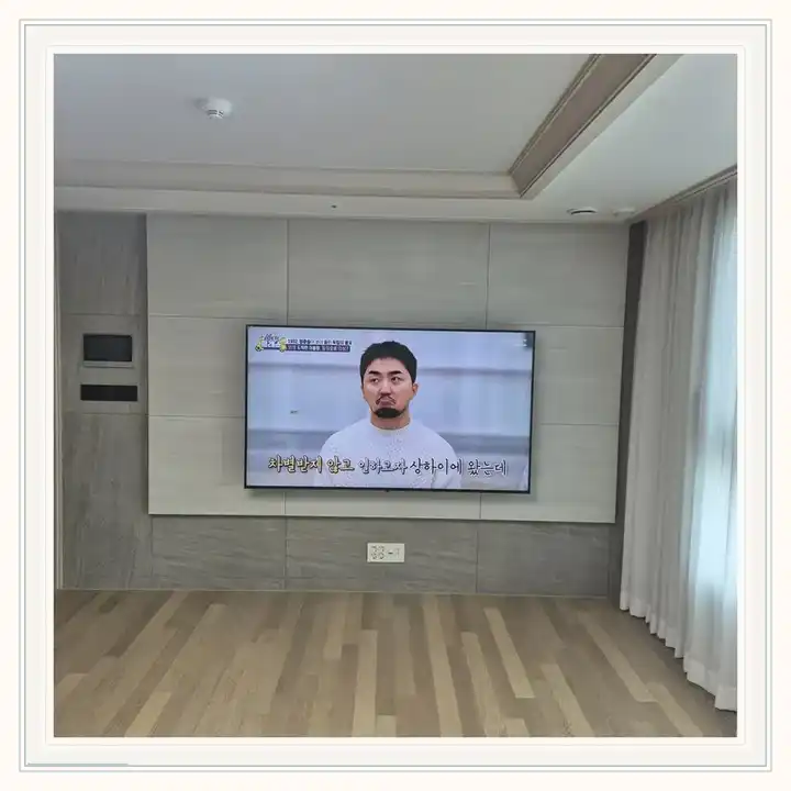 벽걸이TV 거치대 참고 사진 · 이천자이 더파크 설치 조건